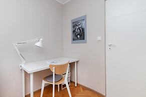 Oliwa Forest Apartment by Renters