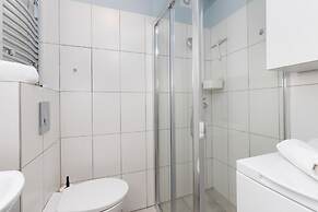 Oliwa Forest Apartment by Renters