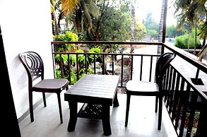 Relax Beach Resort