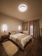 Elati Leisure -suites & apartments-