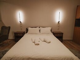 Elati Leisure -suites & apartments-