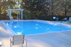 1282 Laurel Grove 3 Bedroom Home by RedAwning