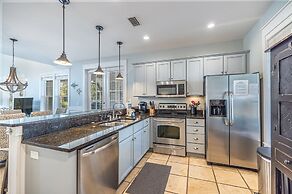 1282 Laurel Grove 3 Bedroom Home by RedAwning