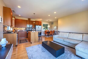 Bluff View 3 Bedroom Home by RedAwning