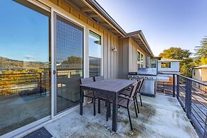 Bluff View 3 Bedroom Home by RedAwning