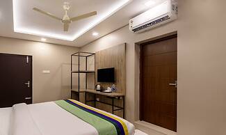 Treebo Sreepathi Prayag, Guruvayur Temple