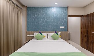 Treebo Sreepathi Prayag, Guruvayur Temple