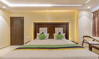 Treebo Suvarna Comforts