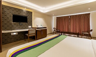 Treebo Suvarna Comforts