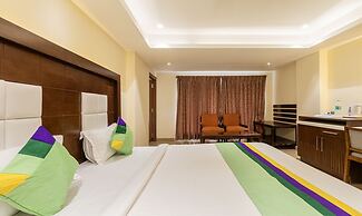 Treebo Suvarna Comforts