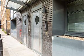 Bob W Tower Hill Residences