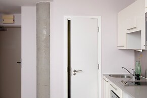 Bob W Tower Hill Residences