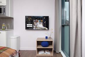 Bob W Tower Hill Residences