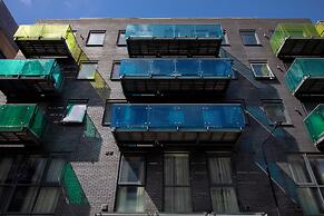 Bob W Tower Hill Residences