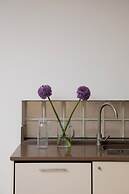 Bob W Tower Hill Residences