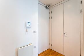 Bob W Tower Hill Residences