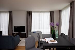 Bob W Tower Hill Residences