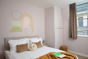 Bob W St Pauls London