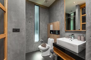 Studio at Relife by TropicLook