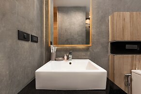Studio at Relife by TropicLook