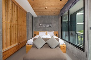 Studio at Relife by TropicLook