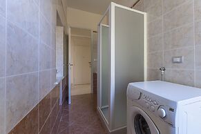 Sunshine Front Beach Levanto