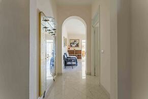 Sunshine Front Beach Levanto