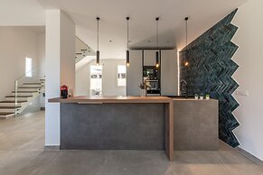 Villa alla Baia dei Sette Emiri