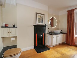 The Gate House