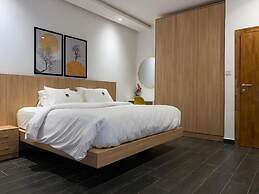 Manjaro Luxury Suites at Stella Place