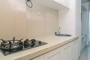 Minimalist And Comfy Studio At Grand Dhika City Apartment