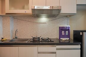 Good Deal And Cozy Stay Studio Room Tifolia Apartment