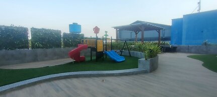 Tidy And Cozy Stay Studio Apartment At Suncity Residence