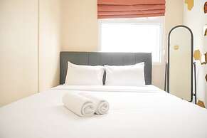 Modern And Classic 2Br At Green Pramuka City Apartment