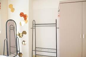 Modern And Classic 2Br At Green Pramuka City Apartment