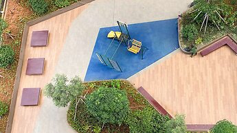 Homey And Well Furnished Studio Tokyo Riverside Pik 2 Apartment