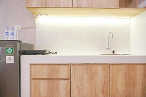 Homey And Well Furnished Studio Tokyo Riverside Pik 2 Apartment