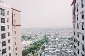 Homey And Warm 1Br At Sentraland Cengkareng Apartment
