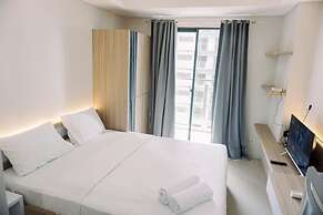 Homey And Minimalist Studio At Daan Mogot City Apartment