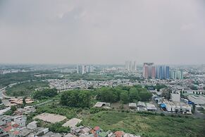 Homey And Warm Studio At West Vista Apartment