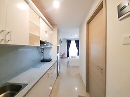 Comfort And Cozy Living Studio Mataram City Apartment