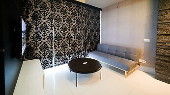 Spacious And Comfy 2Br Apartment At Aryaduta Residence Surabaya