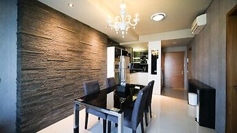 Spacious And Comfy 2Br Apartment At Aryaduta Residence Surabaya