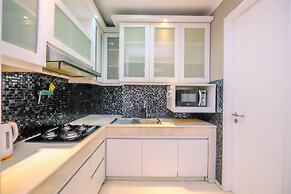 Elegant And Comfort 2Br Apartment At Fx Residence