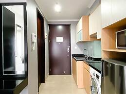 Good Deal And Comfortable Studio Menteng Park Apartment
