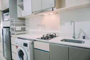 Homey And Warm Studio At 28Th Floor Gold Coast Apartment