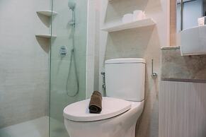 Homey And Warm Studio At 28Th Floor Gold Coast Apartment