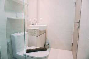 Homey And Warm Studio At 28Th Floor Gold Coast Apartment