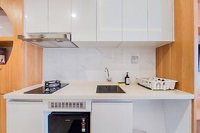 Minimalist Studio At Sky House Alam Sutera Apartment