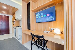 Minimalist Studio At Sky House Alam Sutera Apartment